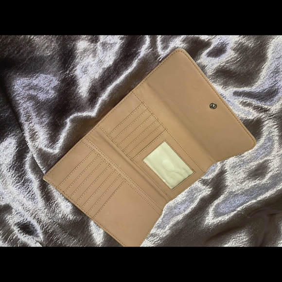 Wallet - Picture 3 of 3